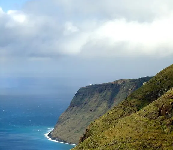 The Sea View In Madeira - Casa Farol Fajã da Ovelha