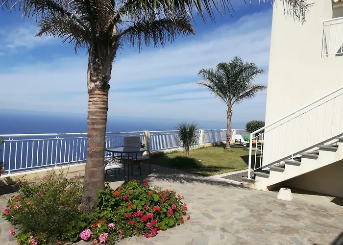 Villa The Sea View In Madeira - Casa Farol *