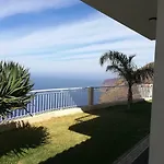 Vila The Sea View In Madeira - Casa Farol *