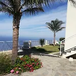 Vila The Sea View In Madeira - Casa Farol *