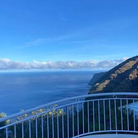 Casa Farol, Panoramic Ocean View Villa, Madeira Faja da Ovelha