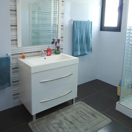 The Sea View In Madeira - Casa Farol *