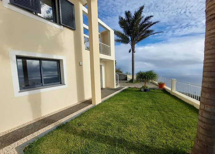 The Sea View In Madeira - Casa Farol Villa *
