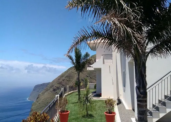 The Sea View In Madeira - Casa Farol *