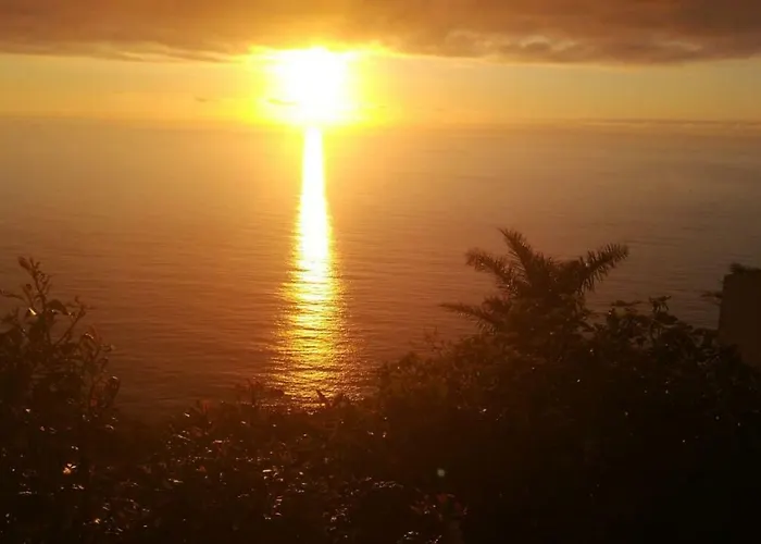 The Sea View In Madeira - Casa Farol * Fajã da Ovelha